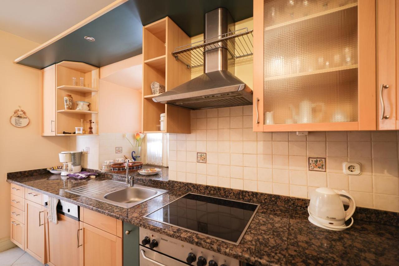Two Bedroom Apartment In City Center Igor Zadar Bagian luar foto